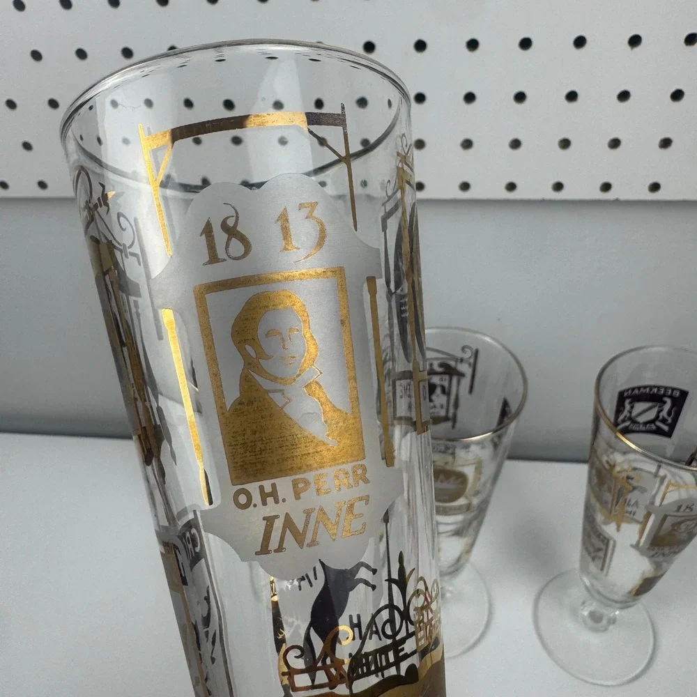 Vtg 1960s Libbey Heraldic Pub Pilsner Glasses Set 5 MCM Footed Colonial Tavern
